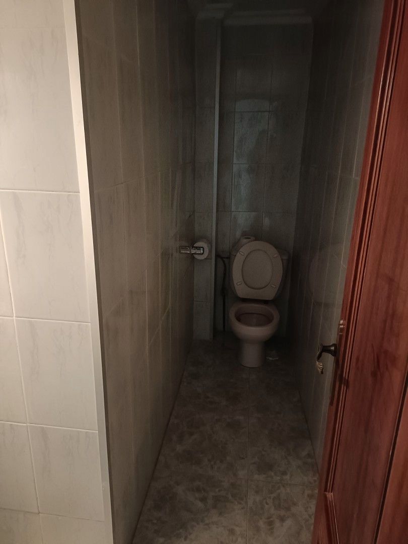 Bathroom of Office for sale in Cartagena  with Storage room and Furnished