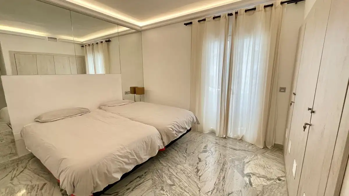 Apartamento con piscina en venta en Nueva Andalucía, imagen 9