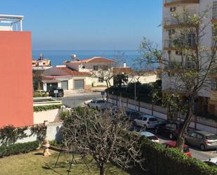 Vista exterior de Estudi en venda en Torremolinos amb Aire condicionat, Parquet i Terrassa