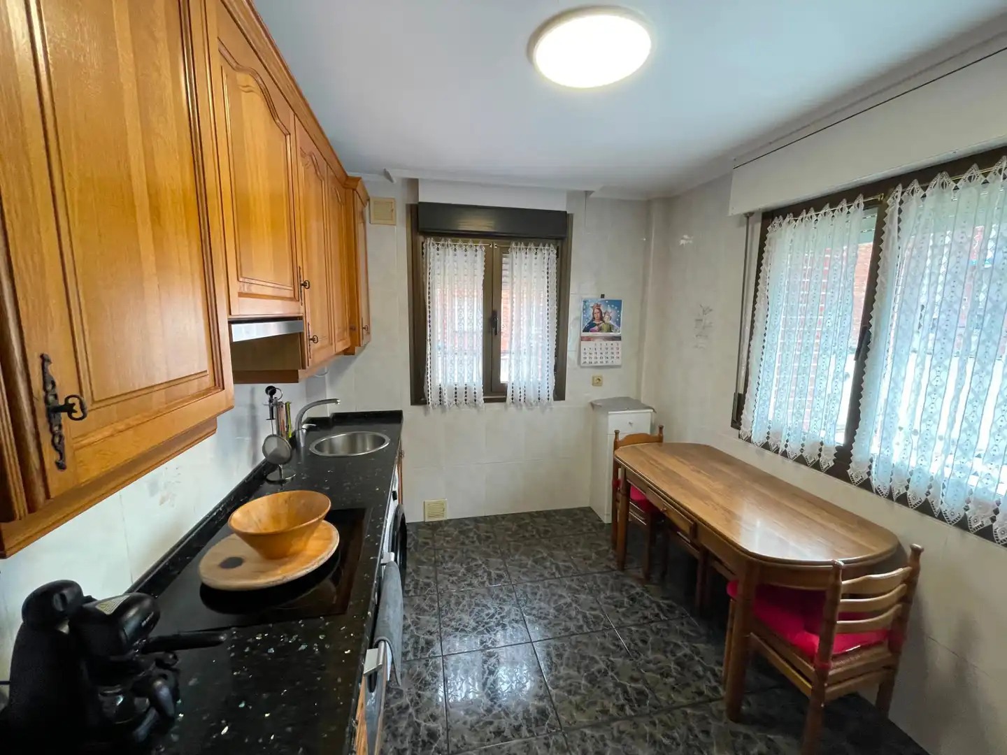 Cocina de Piso en venta en Barakaldo  con Calefacción, Parquet y Amueblado