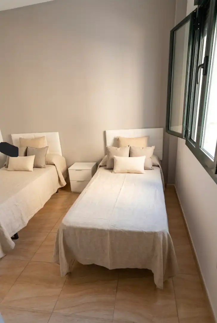 Habitación de Piso de alquiler con opción a compra en Toledo con Aire acondicionado, Amueblado y Horno