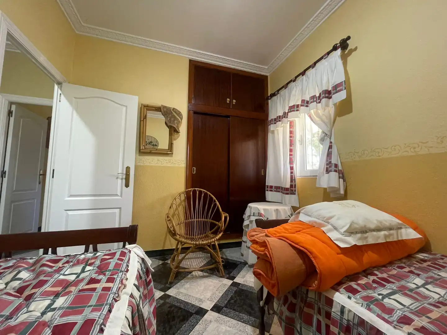 Bedroom of Houses for sale in Chiclana de la Frontera  with Private garden, Swimming Pool and Furnished