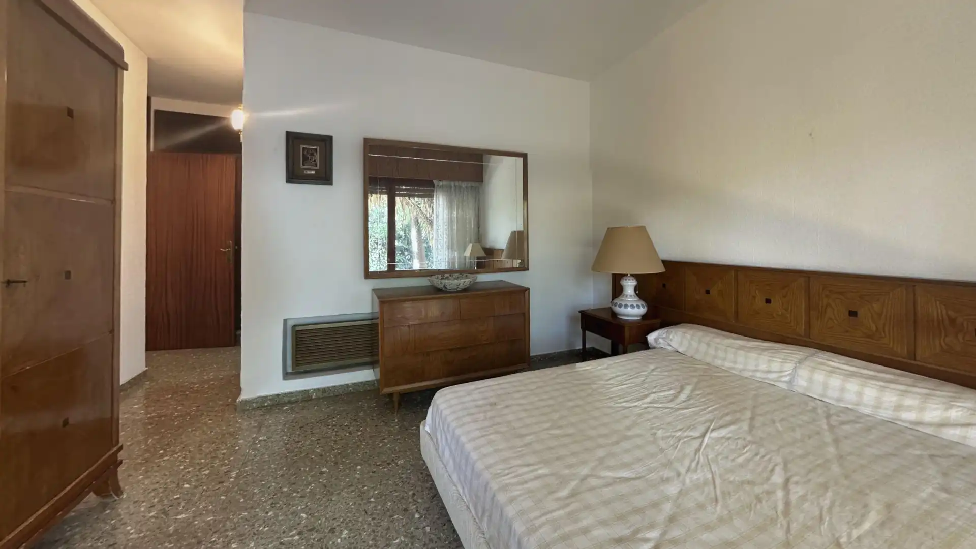 Dormitori de Casa o xalet en venda en Alicante / Alacant amb Jardí privat, Terrassa i Piscina