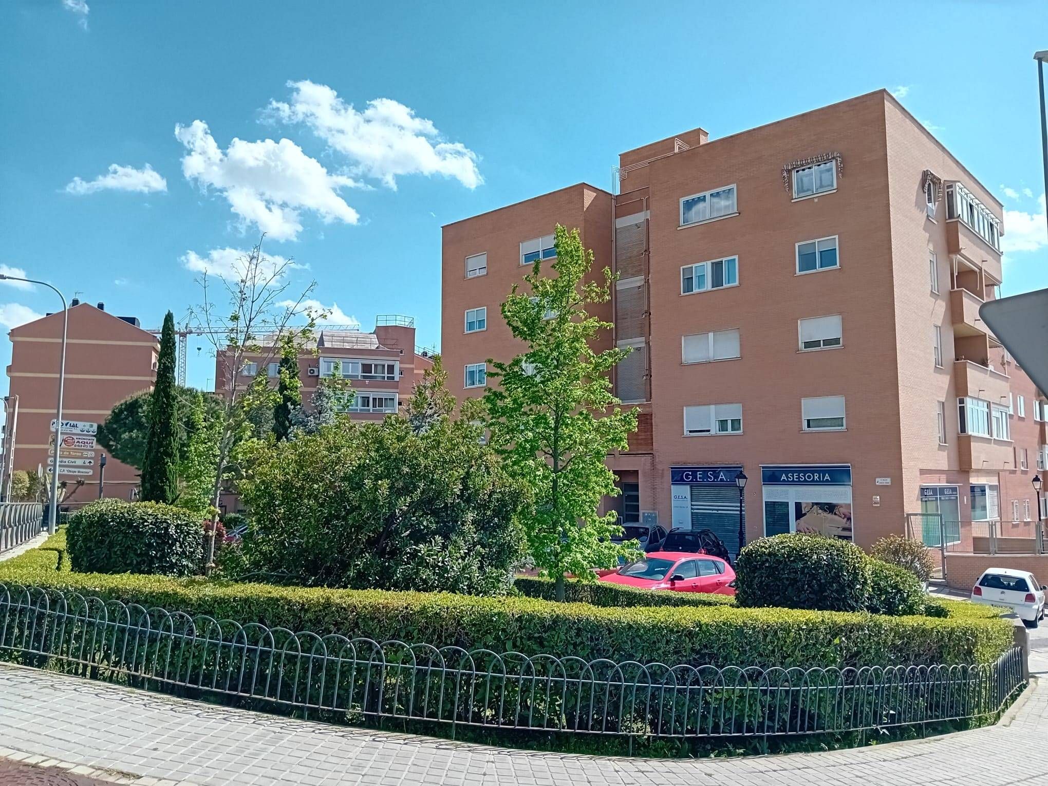 Exterior view of Flat for sale in Algete  with Air Conditioner, Heating and Terrace
