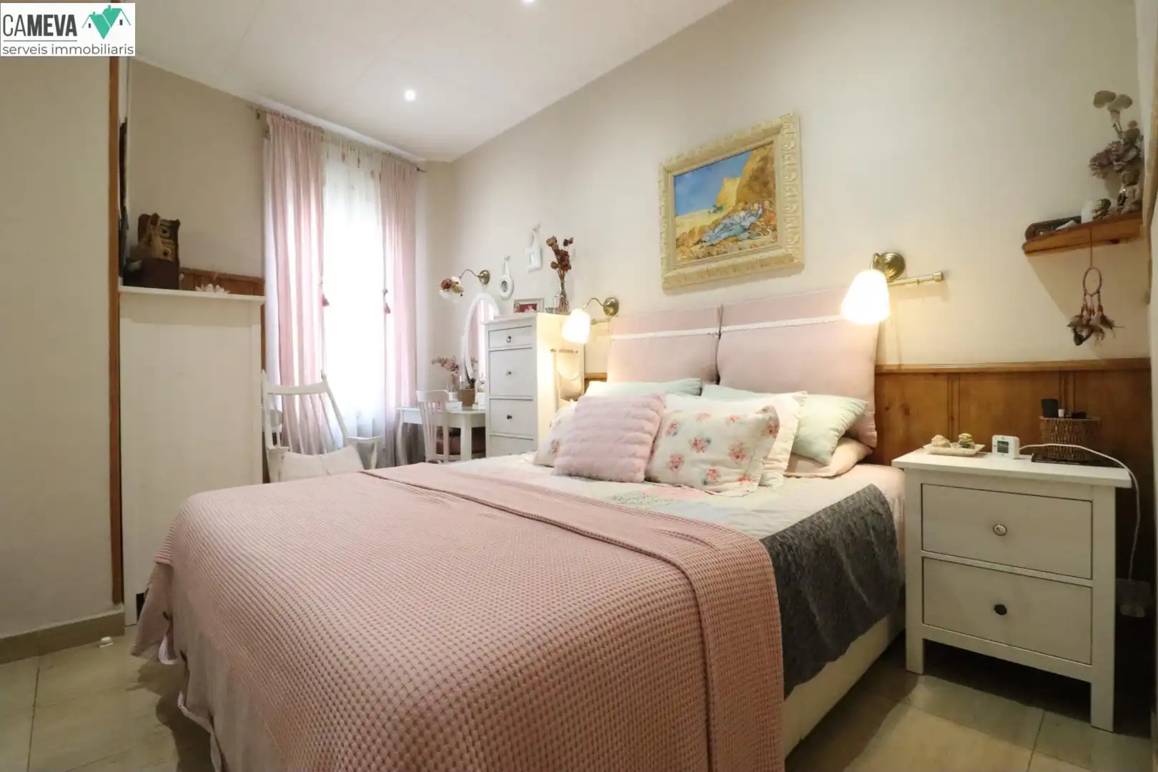 Schlafzimmer von Erdgeschoss zum Verkauf in Badalona mit Klimaanlage, Heizung und Terrasse