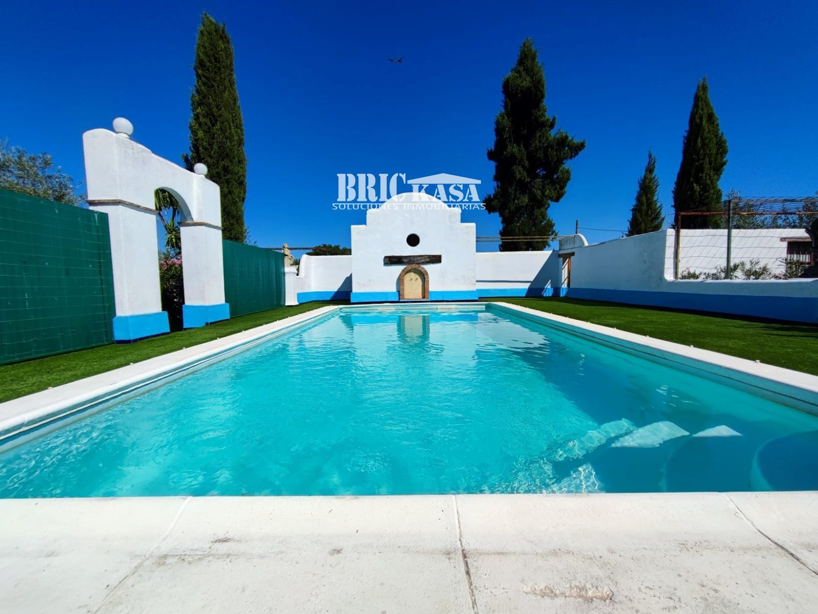 Swimming pool of House or chalet for sale in Alcuéscar  with Air Conditioner, Heating and Swimming Pool