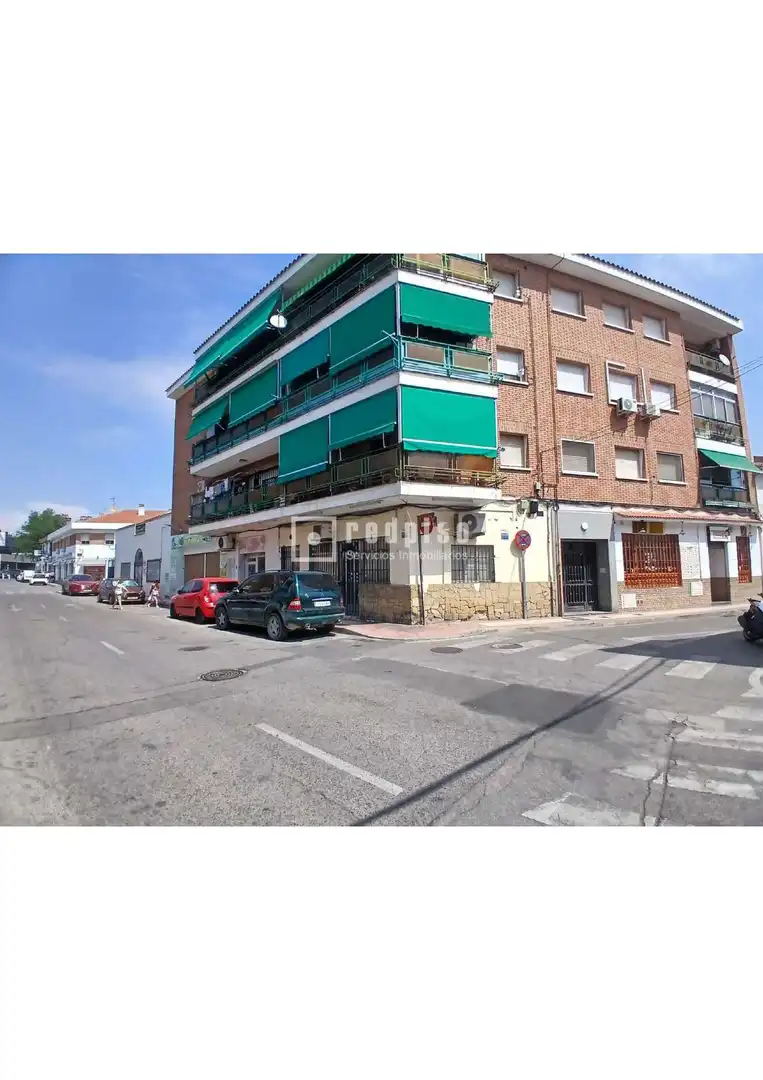 Vista exterior de Local de lloguer en Torrejón de Ardoz amb Terrassa