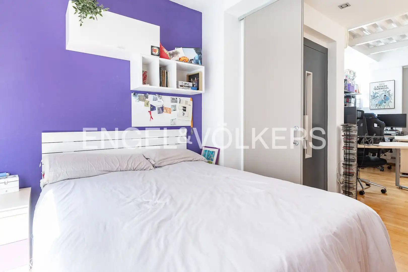 Habitación de Casa adosada en venta en Barcelona con Aire acondicionado, Calefacción y Parquet