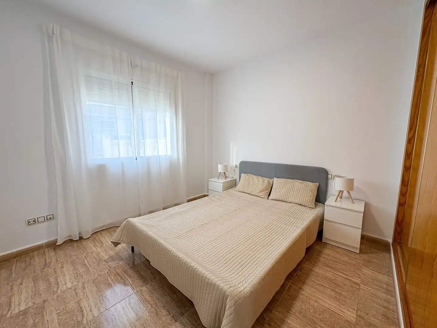 Wohnung zur Miete in Avenida Gran Vía, Centro