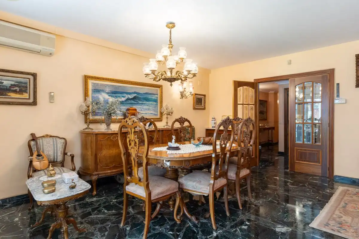 Piso con ascensor en venta en Calle Marqués de Zenete, imagen 5