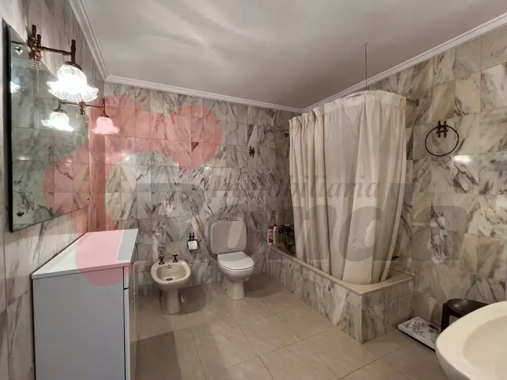 Bathroom of Houses for sale in Meira