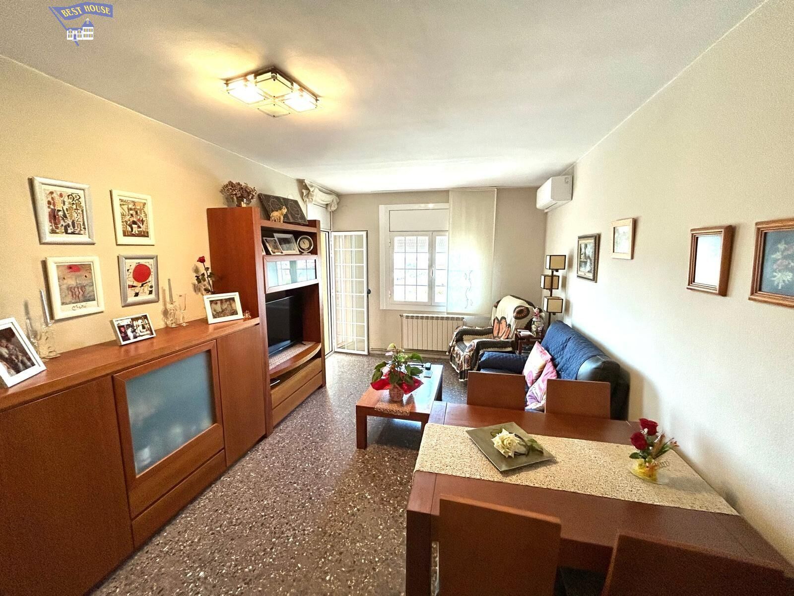 Living room of Flat for sale in Sabadell  with Air Conditioner, Heating and Terrace