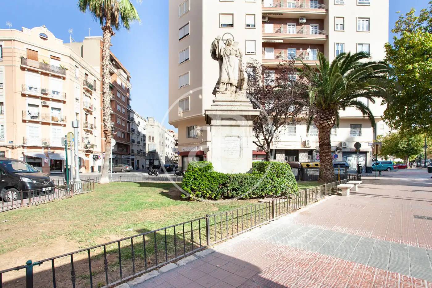 Außenansicht von Wohnung zum Verkauf in Valencia mit Klimaanlage, Heizung und Terrasse