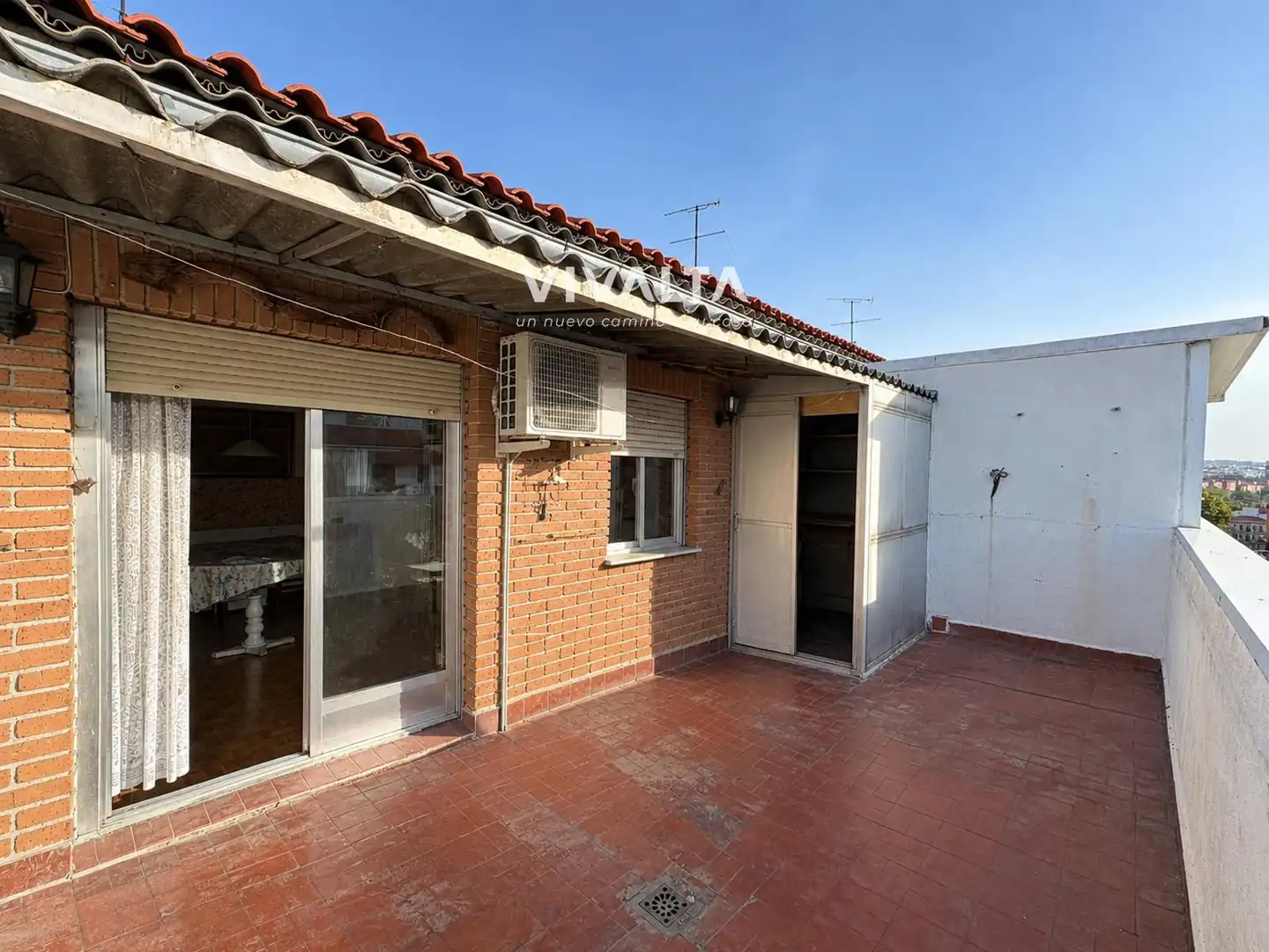 Vista exterior de Ático en venta en Carabanchel