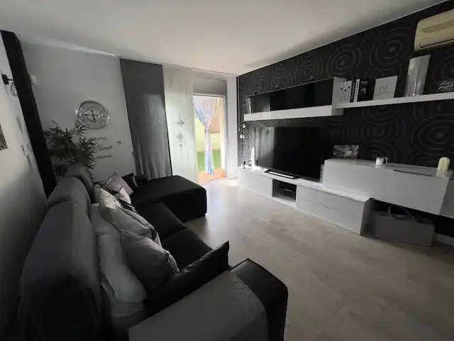 Sala de estar de Planta baja en venta en La Ràpita con Terraza, Trastero y Balcón