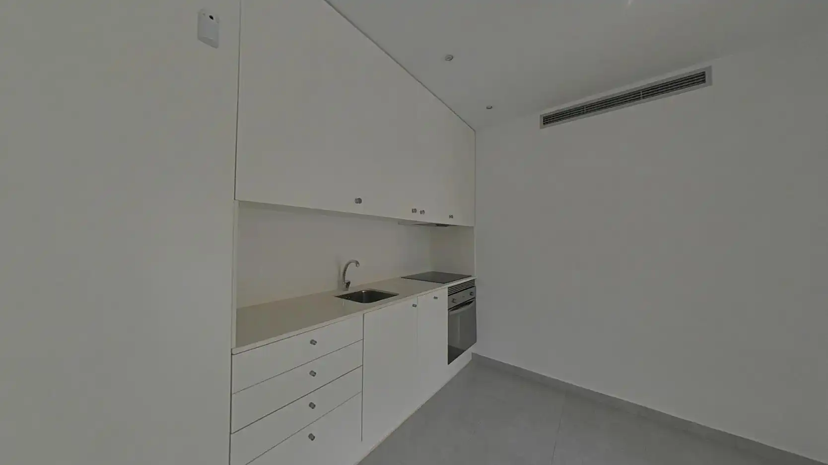 Cuina de Pis en venda en Barcelona amb Terrassa i Balcó