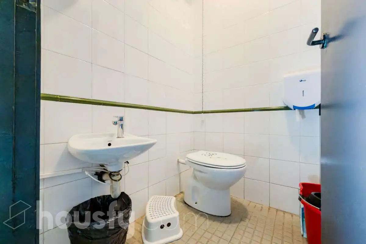 Baño de Casa o chalet en venta en Barcelona con Aire acondicionado, Calefacción y Jardín privado