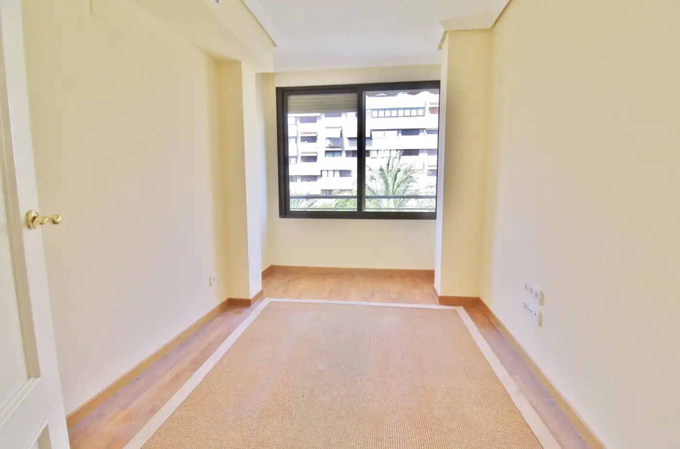 Piso con terraza en alquiler en Centro, imagen 8