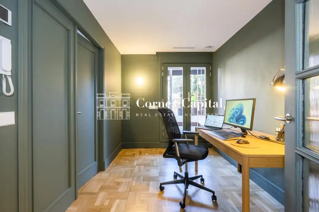 Piso en venta en Barcelona con Aire acondicionado, Terraza y Trastero