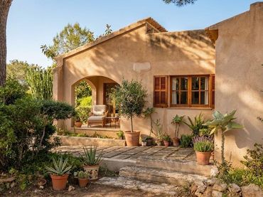 Villa mit Garten zum Verkauf in Cala Pi - Vallgornera