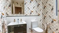 Bathroom of Single-family semi-detached for sale in Villanueva de la Cañada  with Air Conditioner, Heating and Private garden