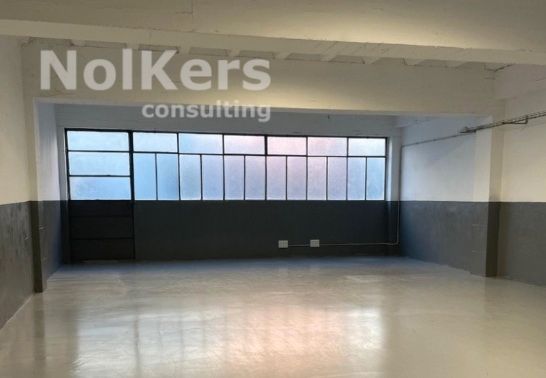 Fabrikhallen zur Miete in Centre