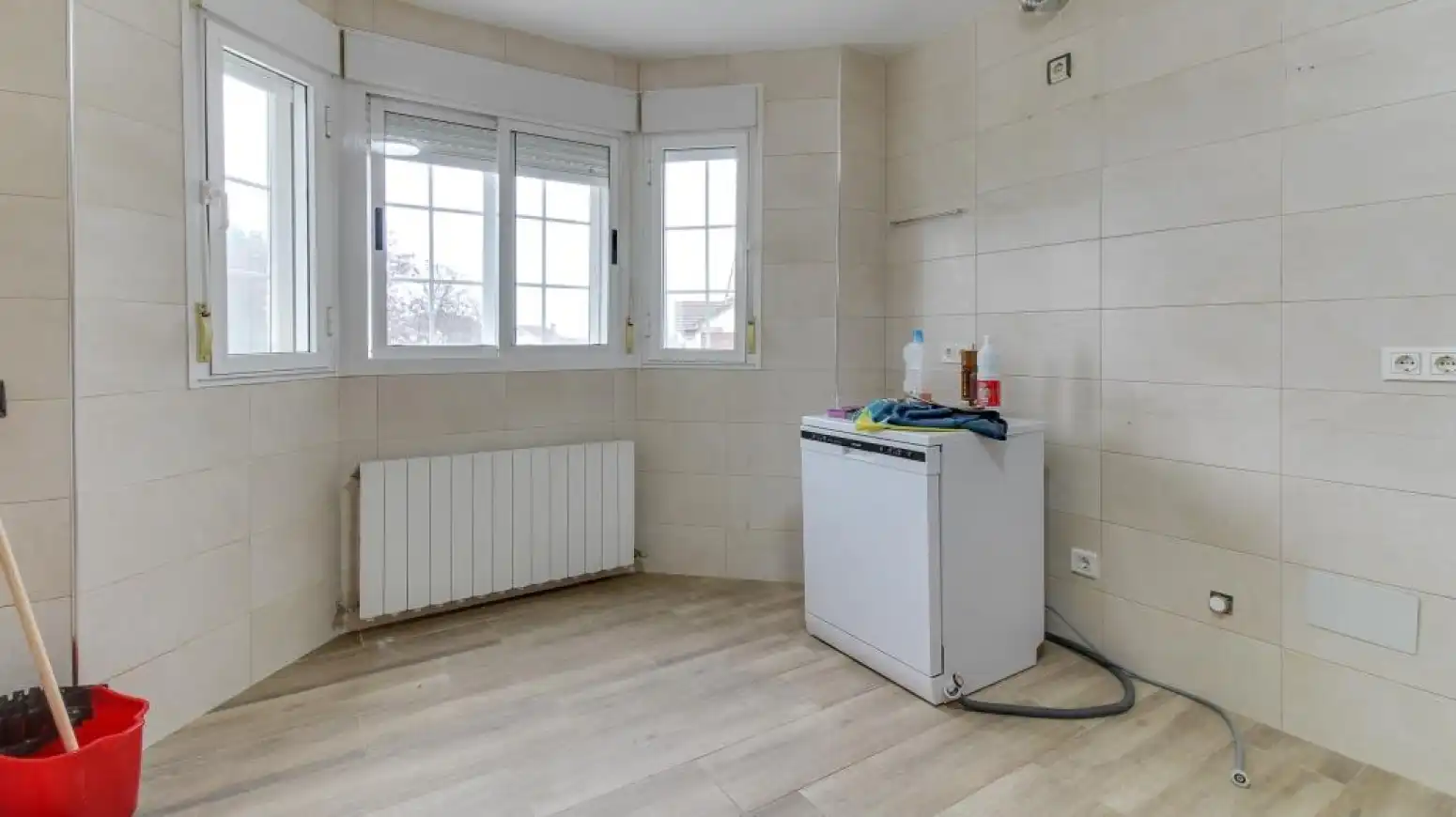 Cocina de Casa o chalet en venta en Cabrerizos con Calefacción, Jardín privado y Parquet