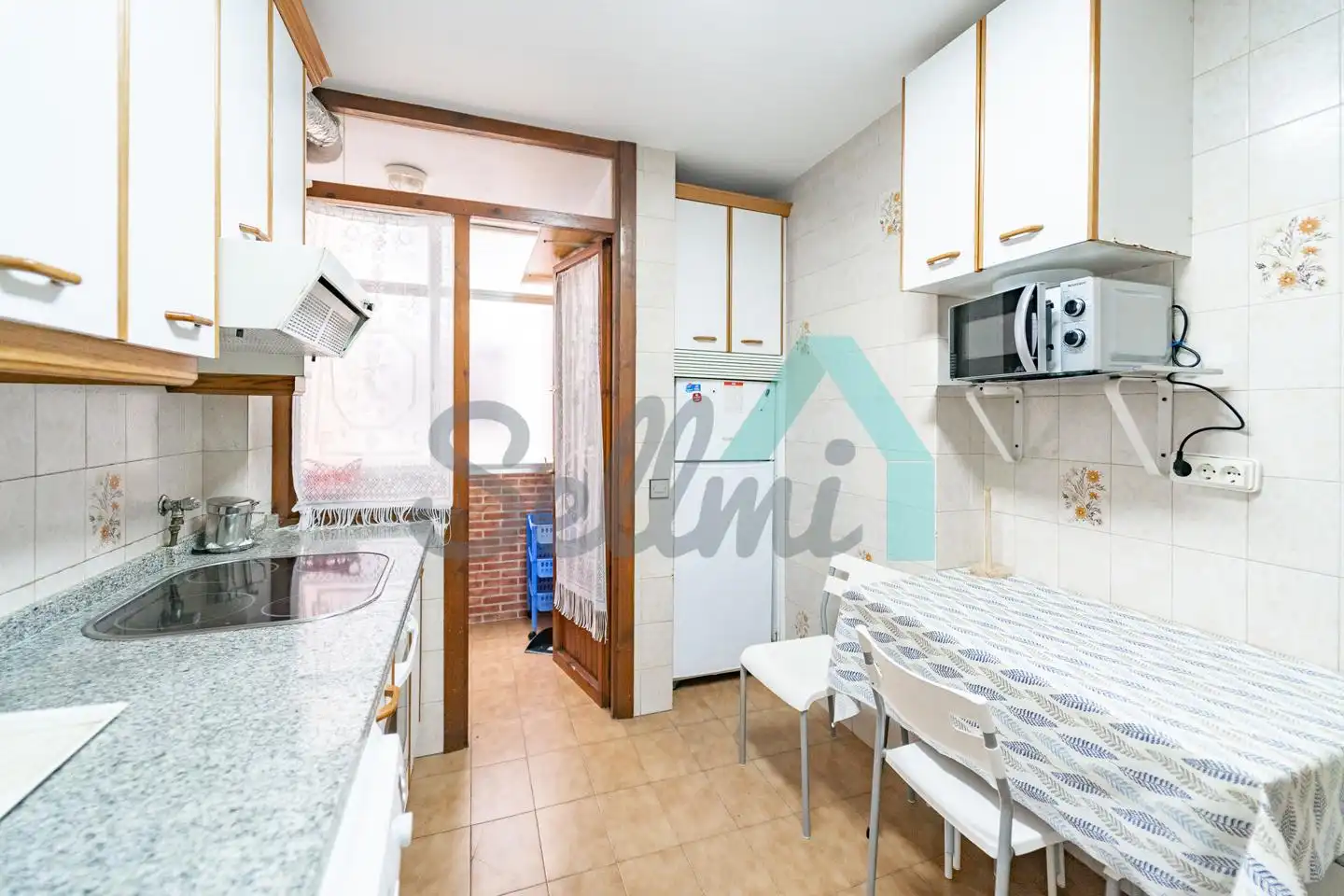 Kitchen of Flat for rent in Oviedo   with Heating, Parquet flooring and Terrace