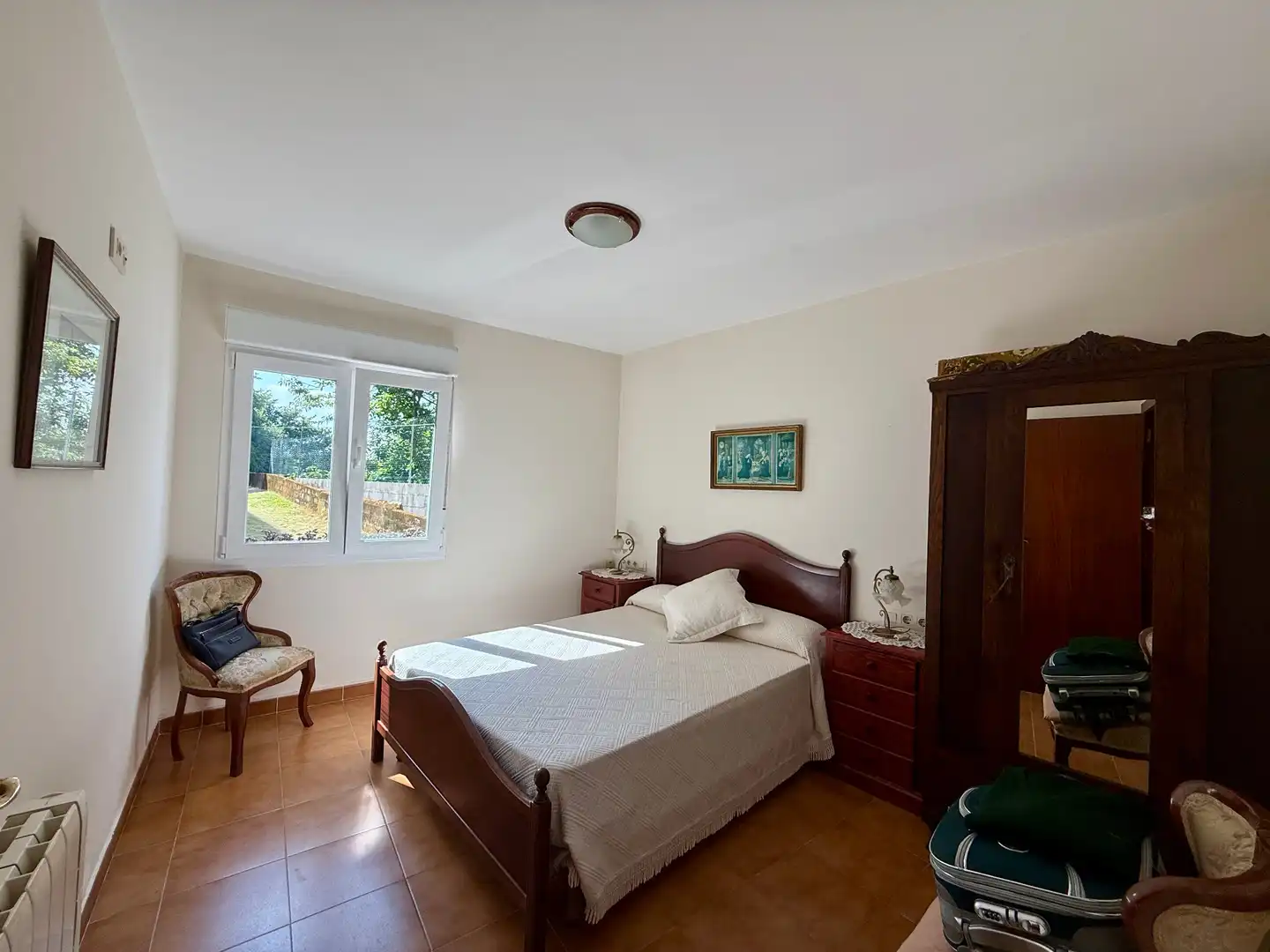 Dormitori de Casa adosada en venda en O Grove   amb Jardí privat, Traster i Moblat