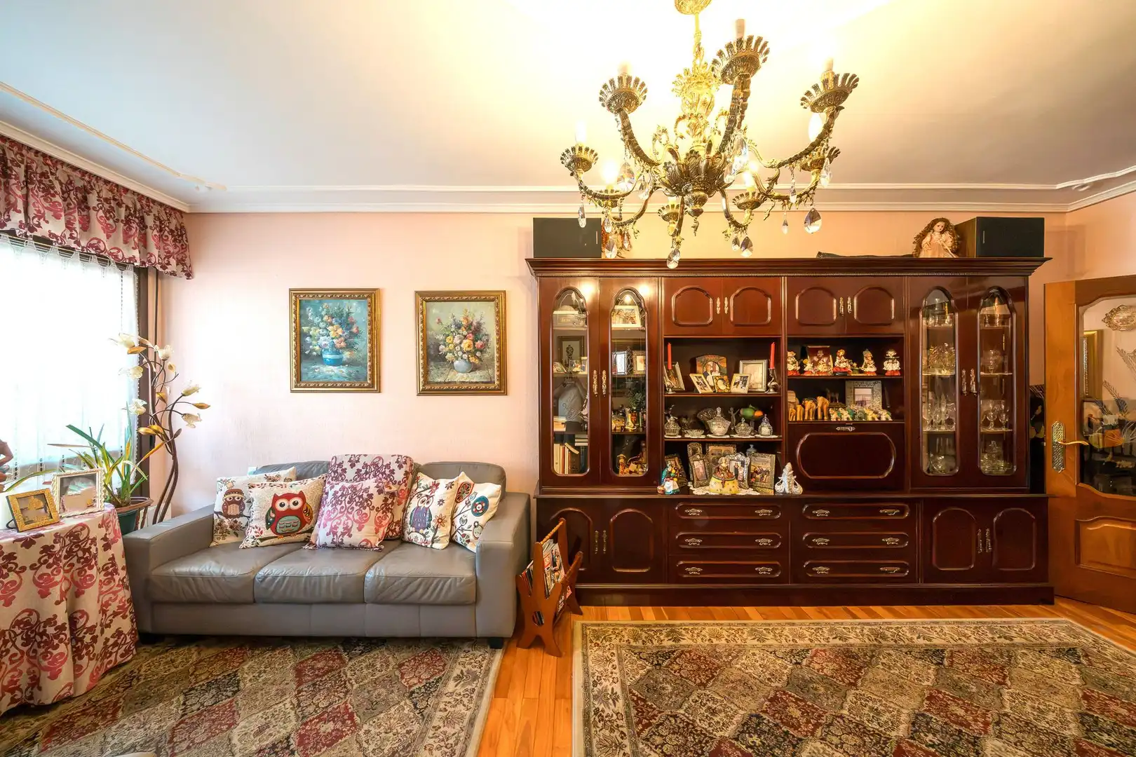 Living room of Flat for sale in Bilbao   with Heating and Balcony