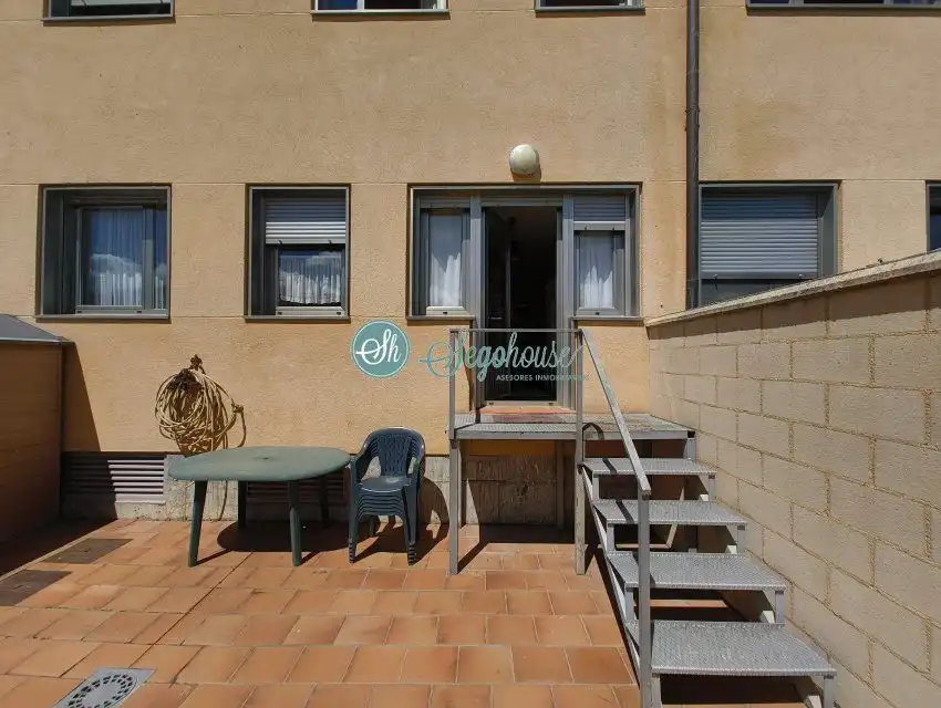 Terraza de Piso en venta en Torrecaballeros con Calefacción y Internet
