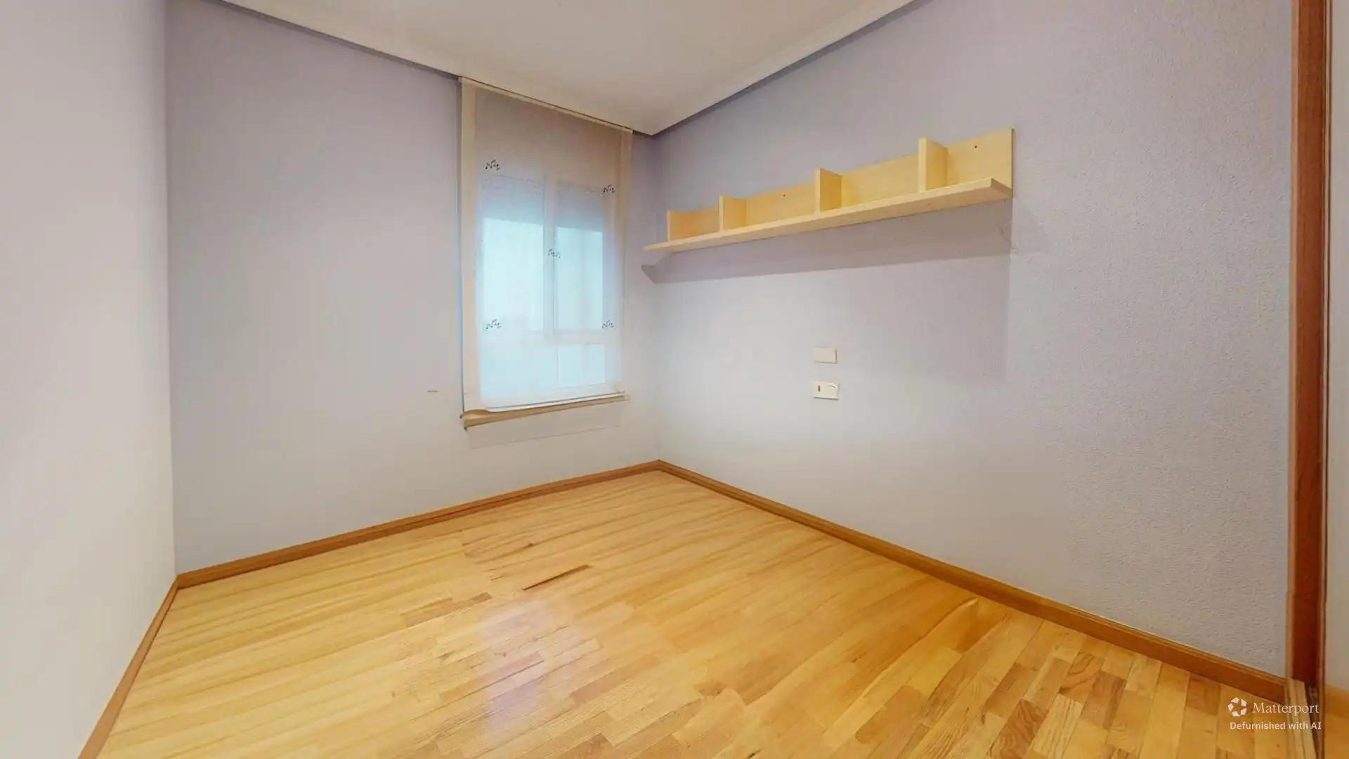 Habitación de Piso en venta en Elche / Elx con Trastero y Balcón