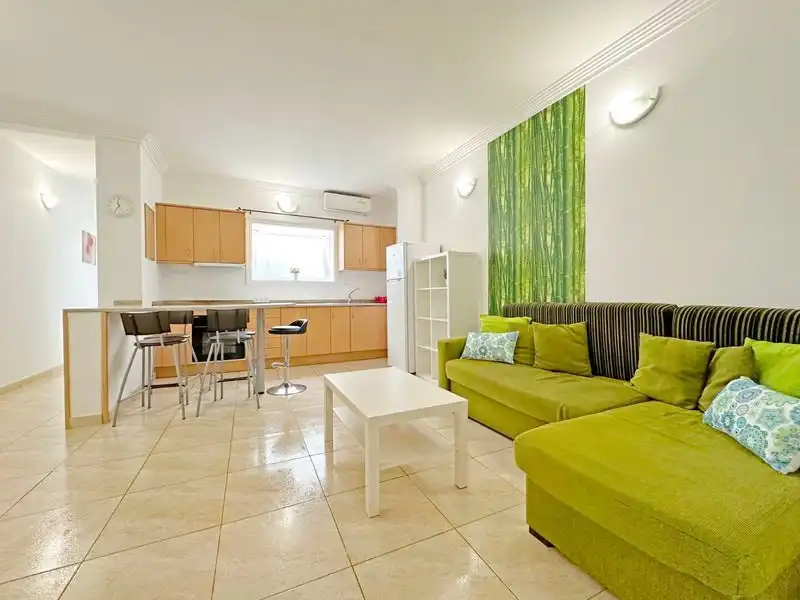 Sala de estar de Piso en venta en San Bartolomé de Tirajana con Aire acondicionado, Terraza y Amueblado