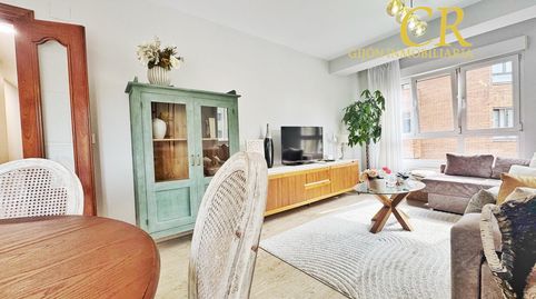 Foto 2 de Piso en venta en Calle de Japón, Llano, Gijón