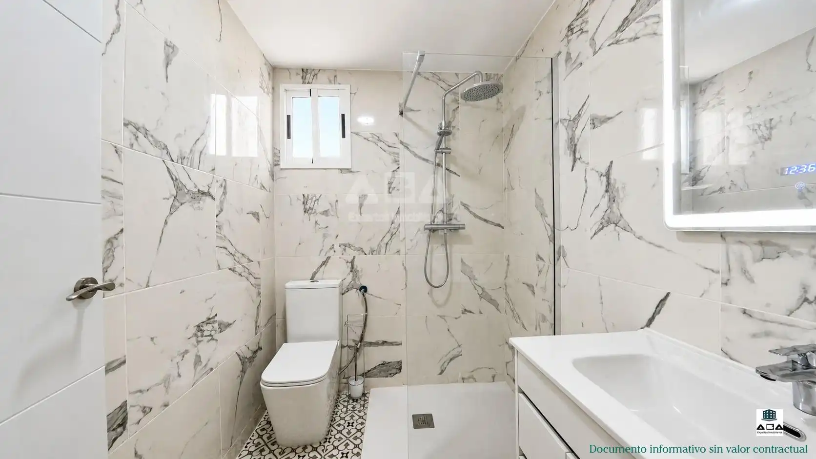 Ático en venta en Calle BERNAT GUILLEM D'ENTENÇA, El Puig