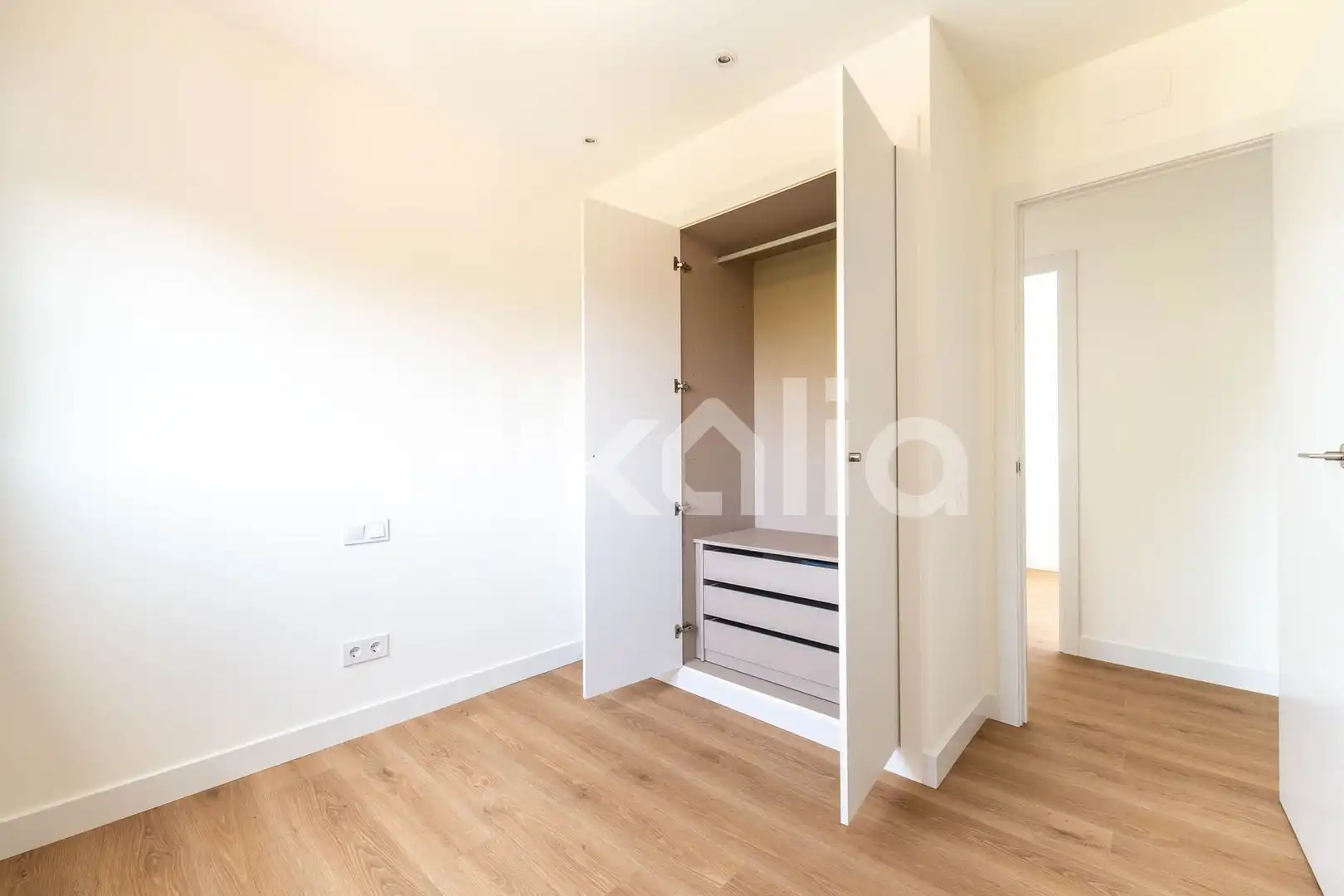 Schlafzimmer von Wohnung zum Verkauf in Madrid mit Klimaanlage, Heizung und Privatgarten