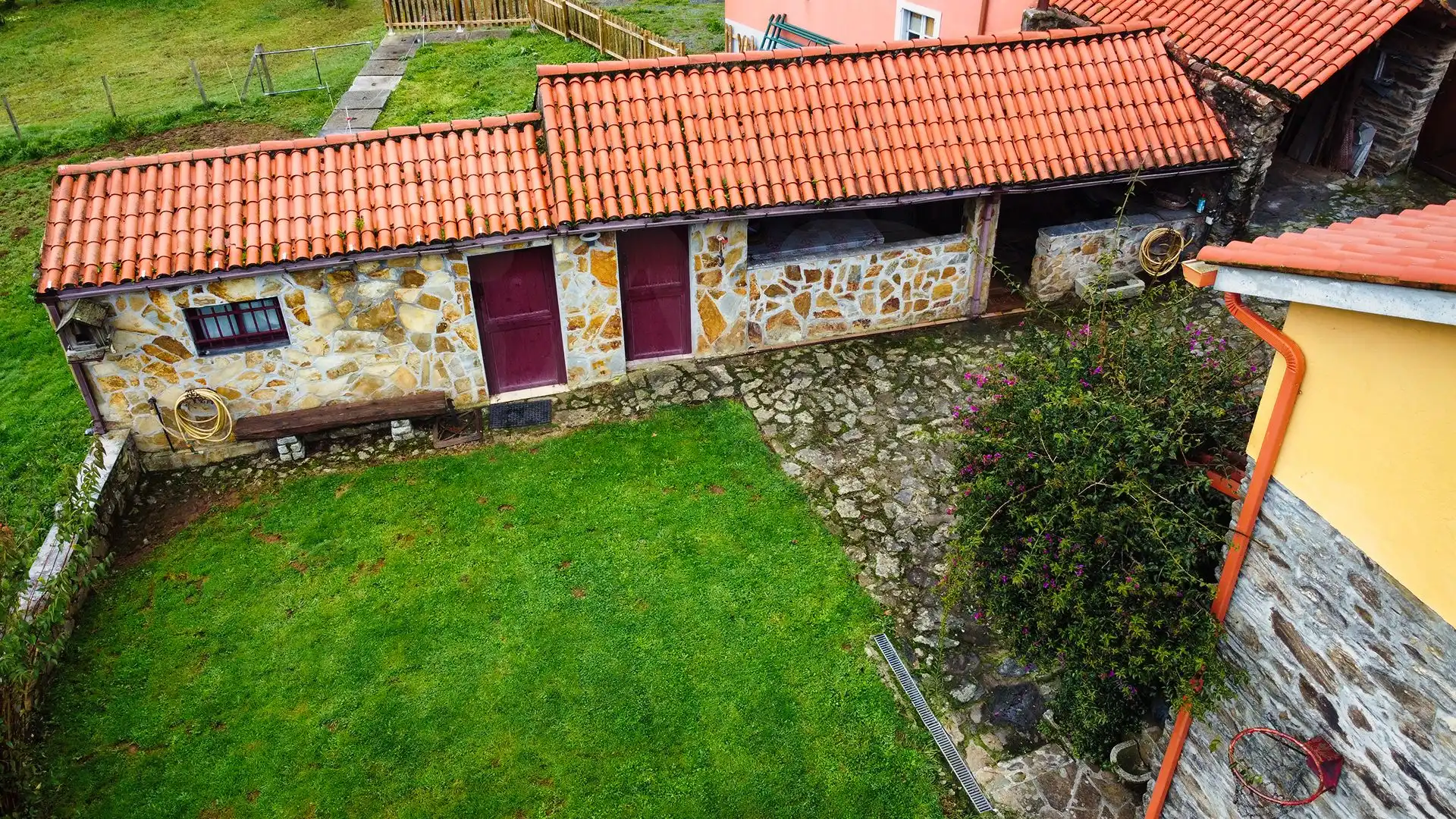Vista exterior de Casa o chalet en venta en Cerdido con Calefacción, Terraza y Piscina