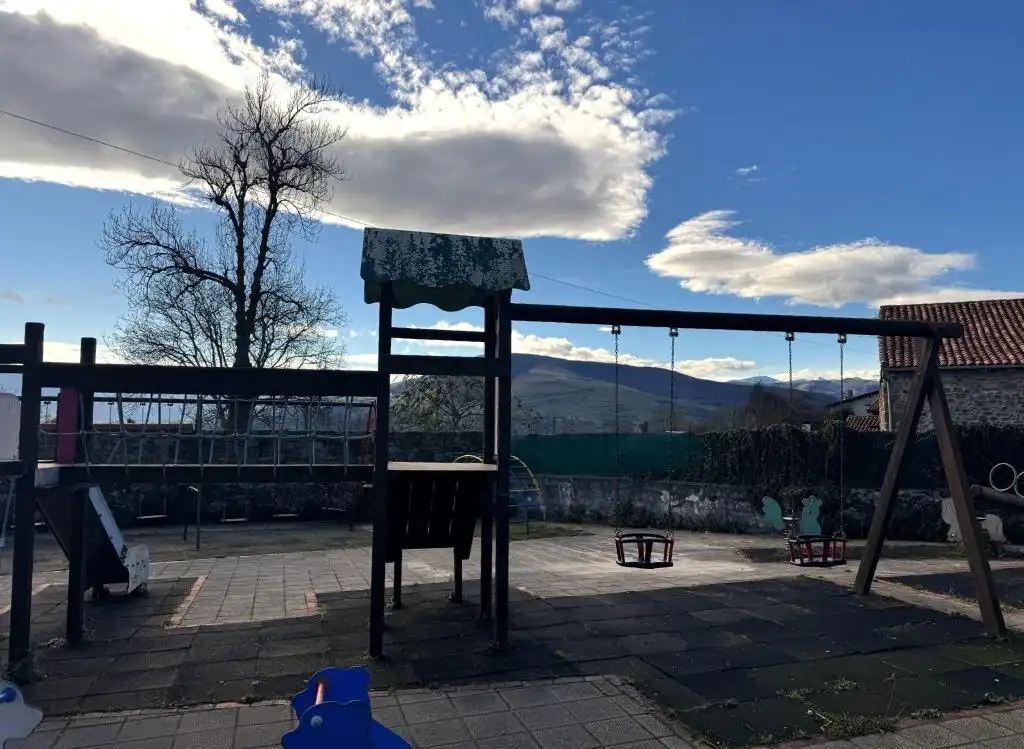Jardín de Casa o chalet en venta en Arenas de Iguña con Calefacción, Jardín privado y Terraza