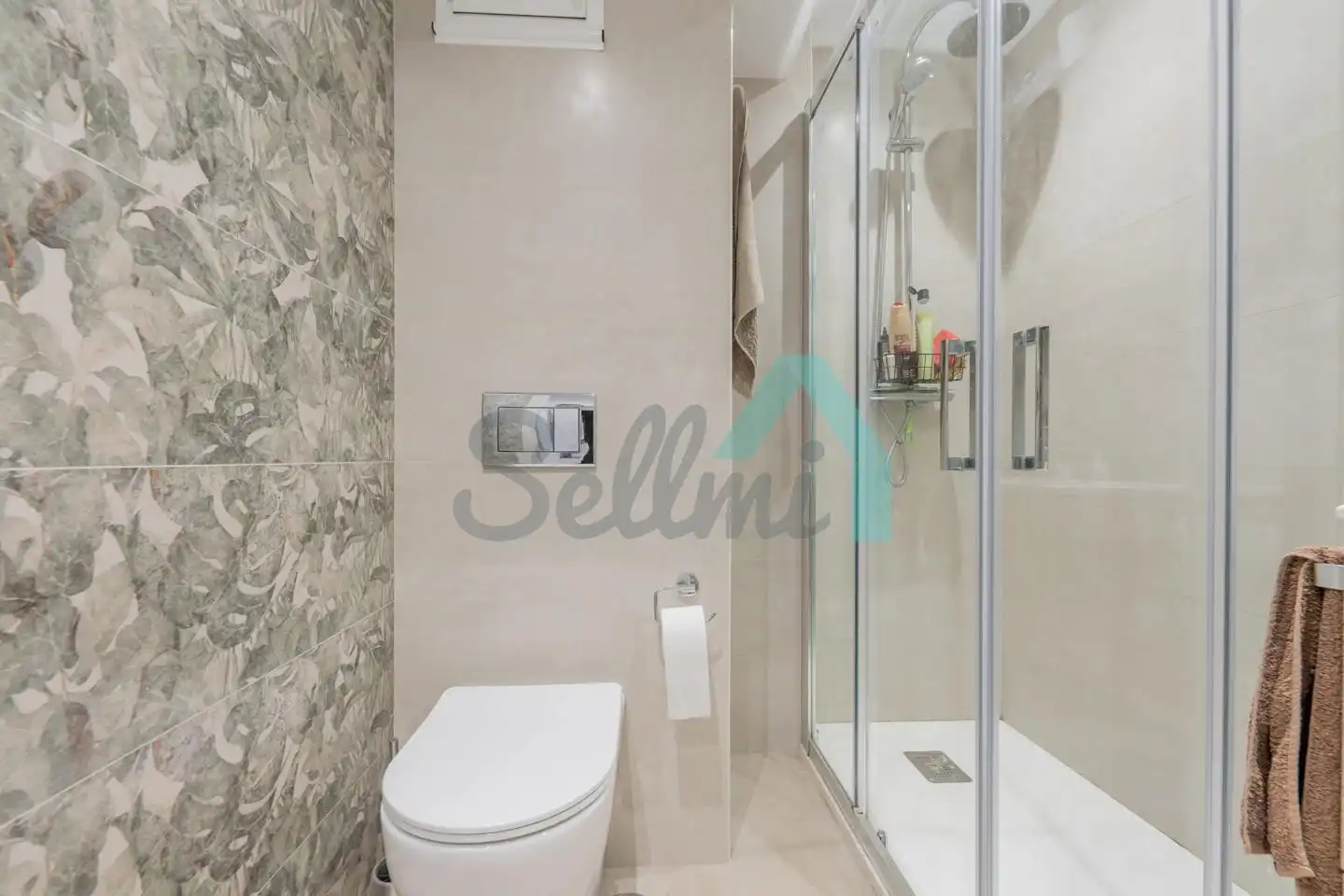 Flat for rent in Del General Elorza, Milán - Pumarín