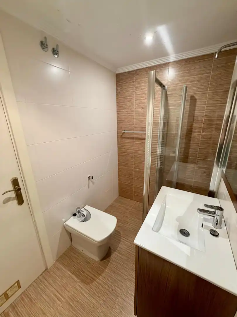 Baño de Piso en venta en Bilbao  con Calefacción y Terraza