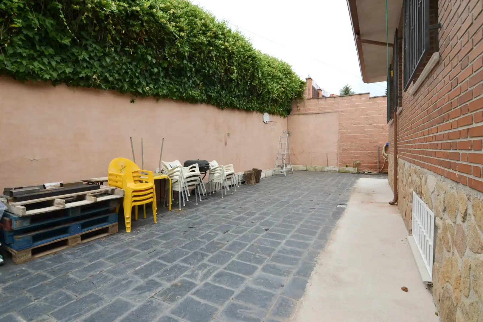 Terrace of Houses for sale in Casarrubios del Monte  with Air Conditioner, Heating and Private garden