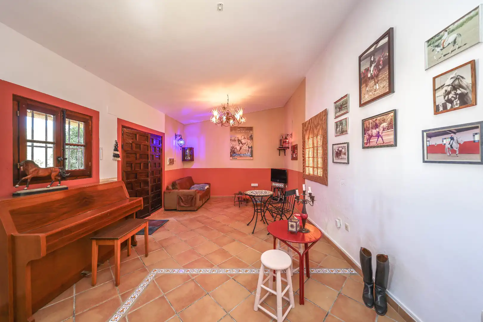 Houses for sale in Morón de la Frontera  with Air Conditioner, Private garden and Swimming Pool