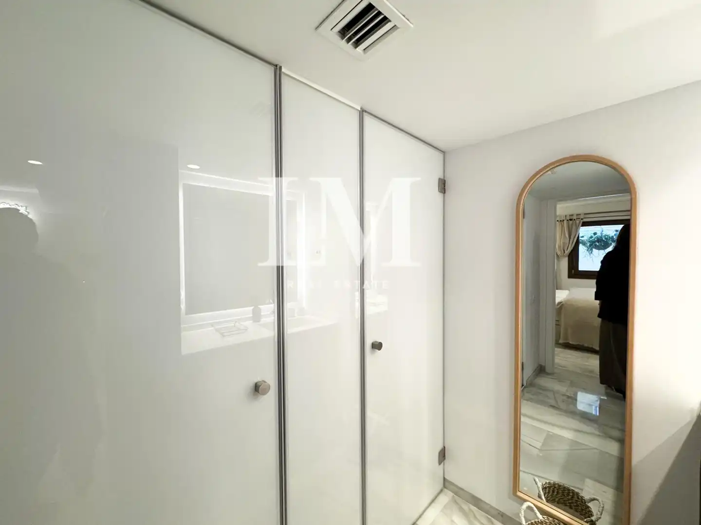 Baño de Casa adosada de alquiler en Barcelona con Aire acondicionado, Jardín privado y Terraza