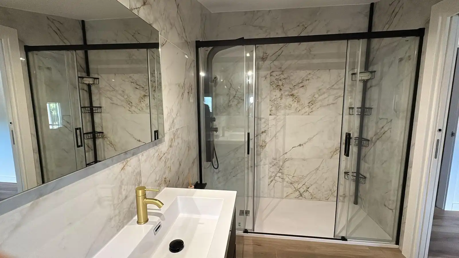 Baño de Casa o chalet en venta en Estivella con Aire acondicionado, Calefacción y Jardín privado