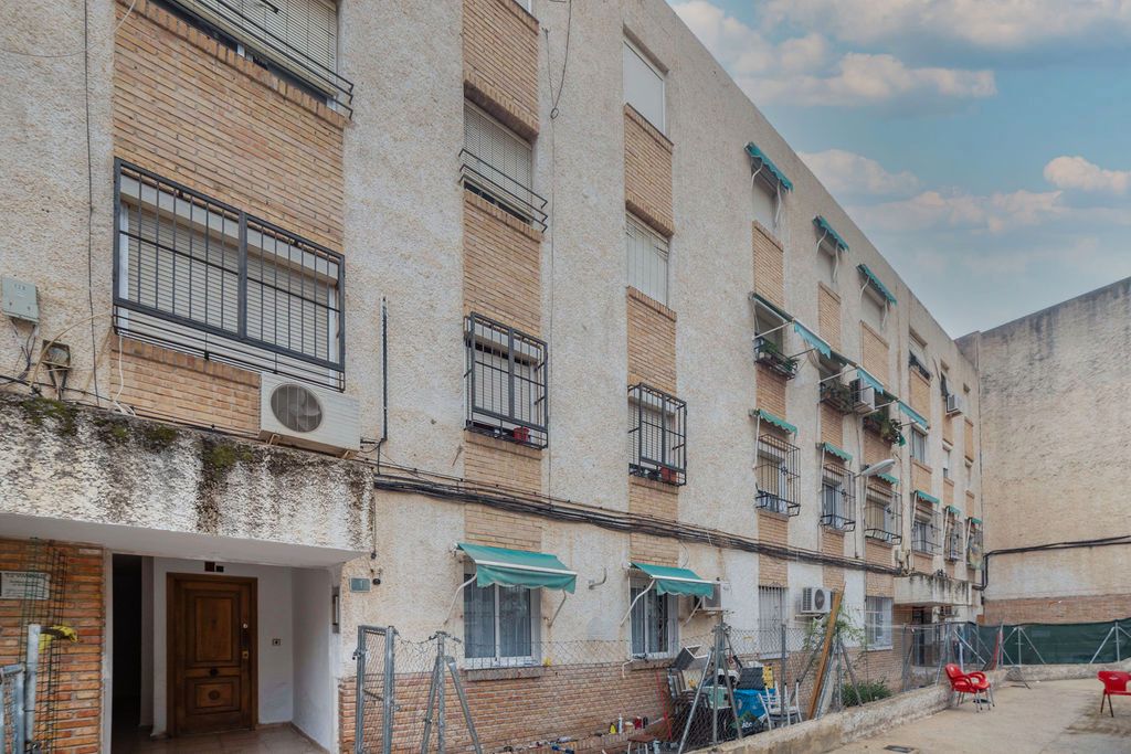 Vista exterior de Pis en venda en Alicante / Alacant