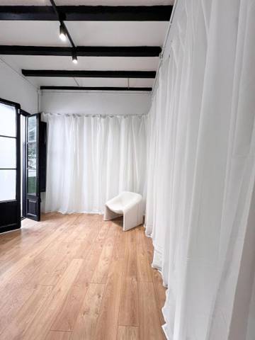 Local comercial en Alquiler en Vila de Gràcia