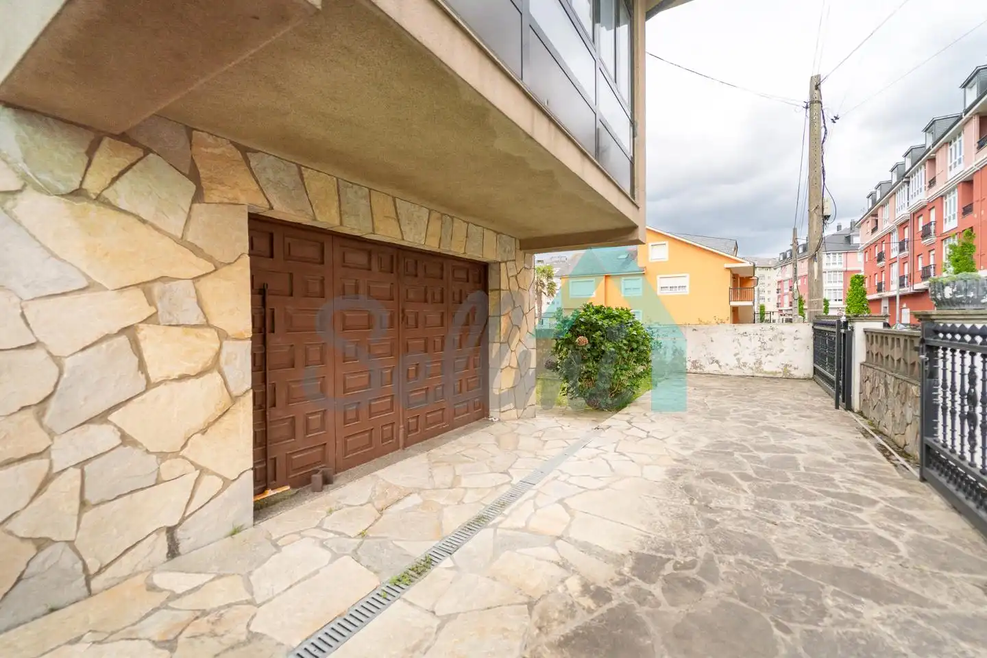 Vista exterior de Casa o chalet en venta en Ribadeo con Calefacción, Jardín privado y Parquet