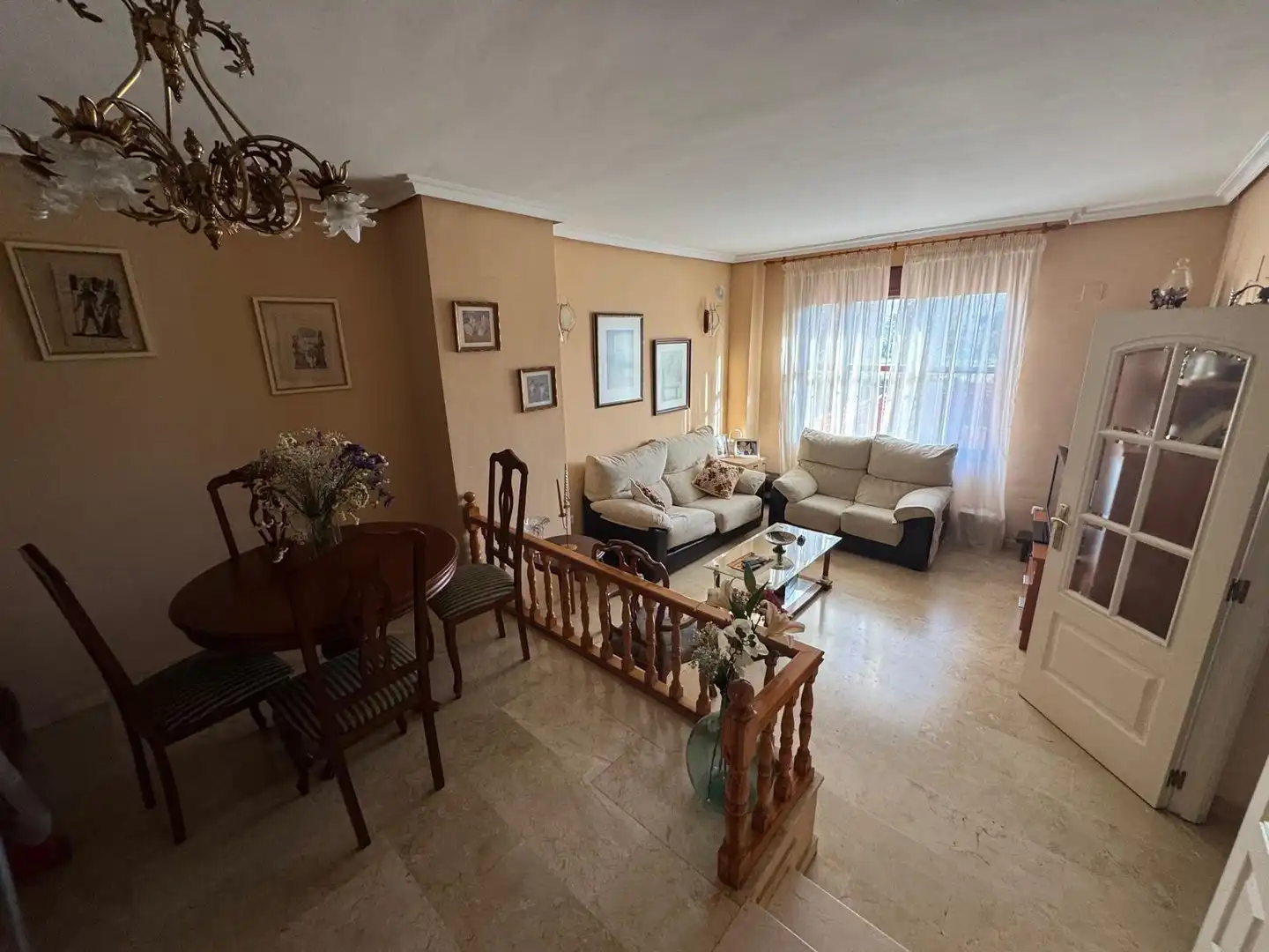 Sala d'estar de Casa o xalet en venda en Cáceres amb Aire condicionat, Calefacció i Terrassa