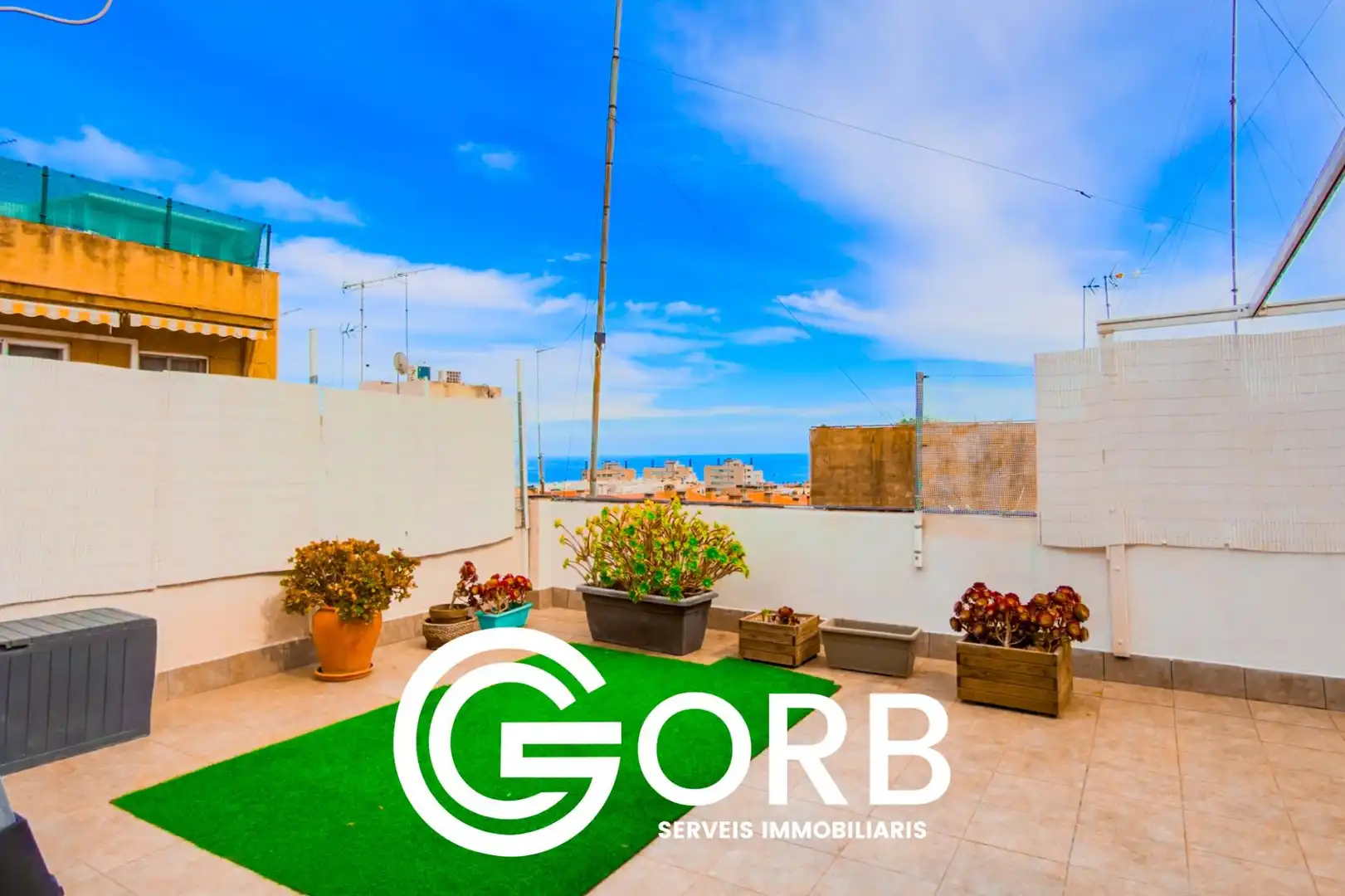 Appartamento con terrazza in vendita a La Llàntia, imagen 3