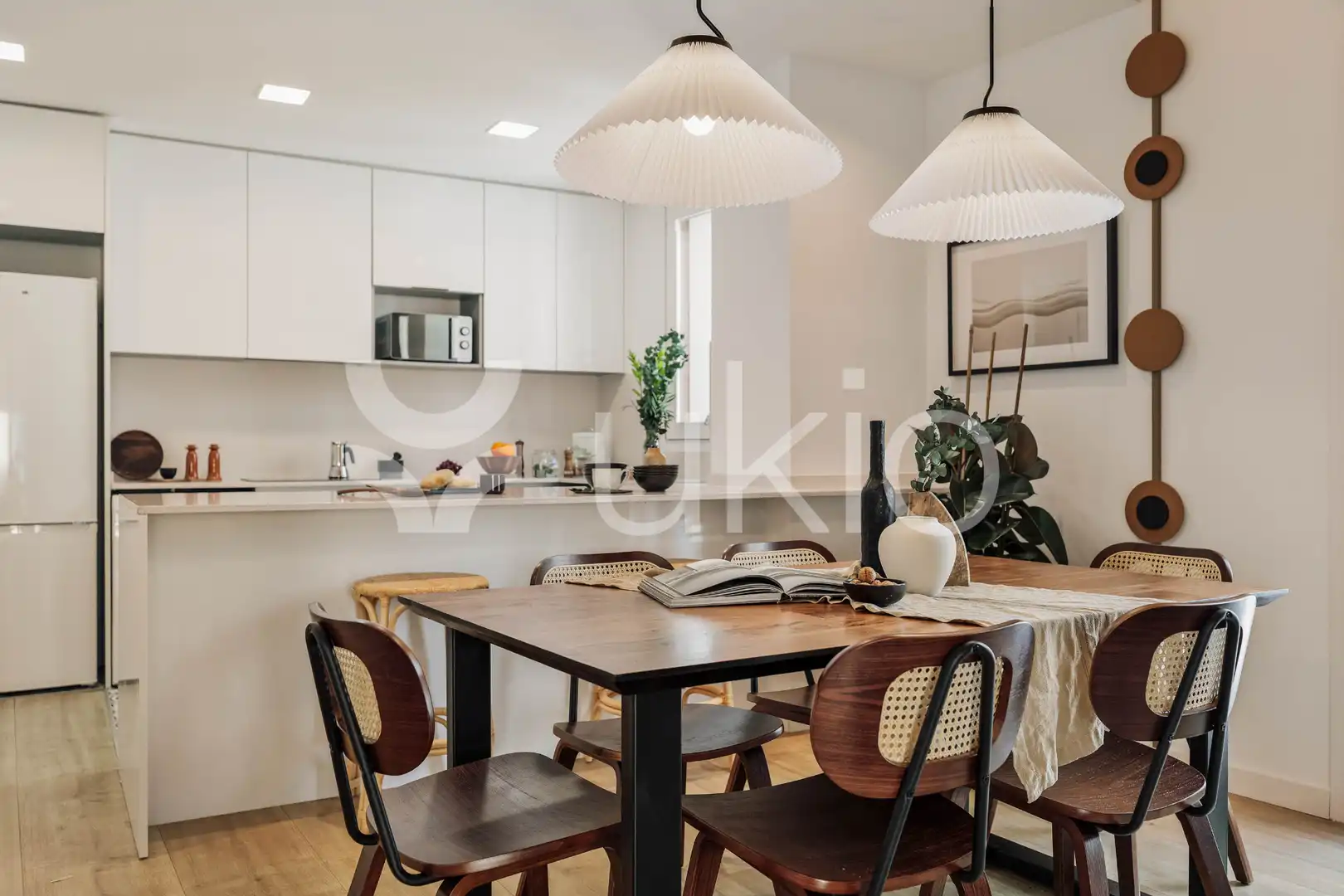 Cuina de Apartament de lloguer en Barcelona amb Aire condicionat, Calefacció i Terrassa